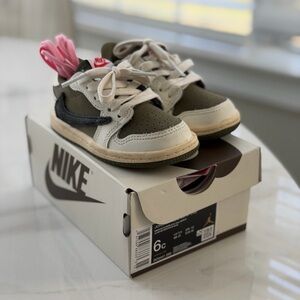 Nike Kids Sneakers in Olive, White, and Black